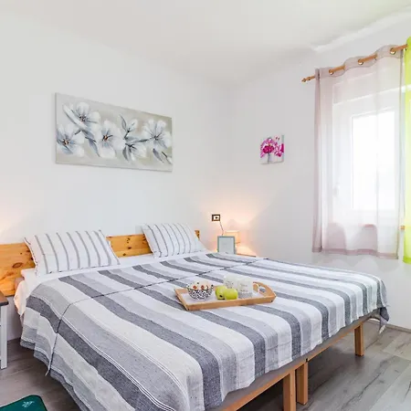 Lovely In Holiday home Vodnjan